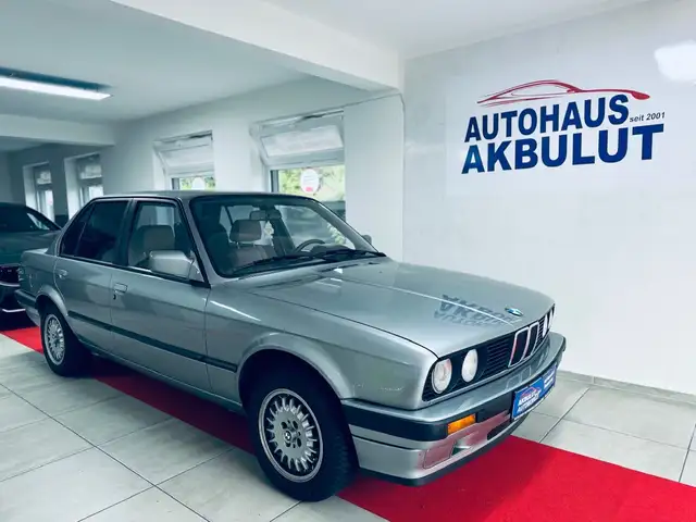 BMW 320 320i*Komplett Restauriert+Wertgutachten+H-Kenn*