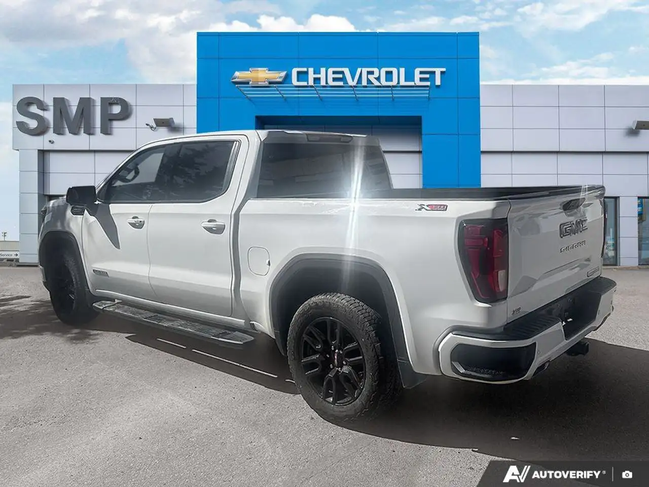 GMC Sierra 1500 снимка GMC Sierra 1500