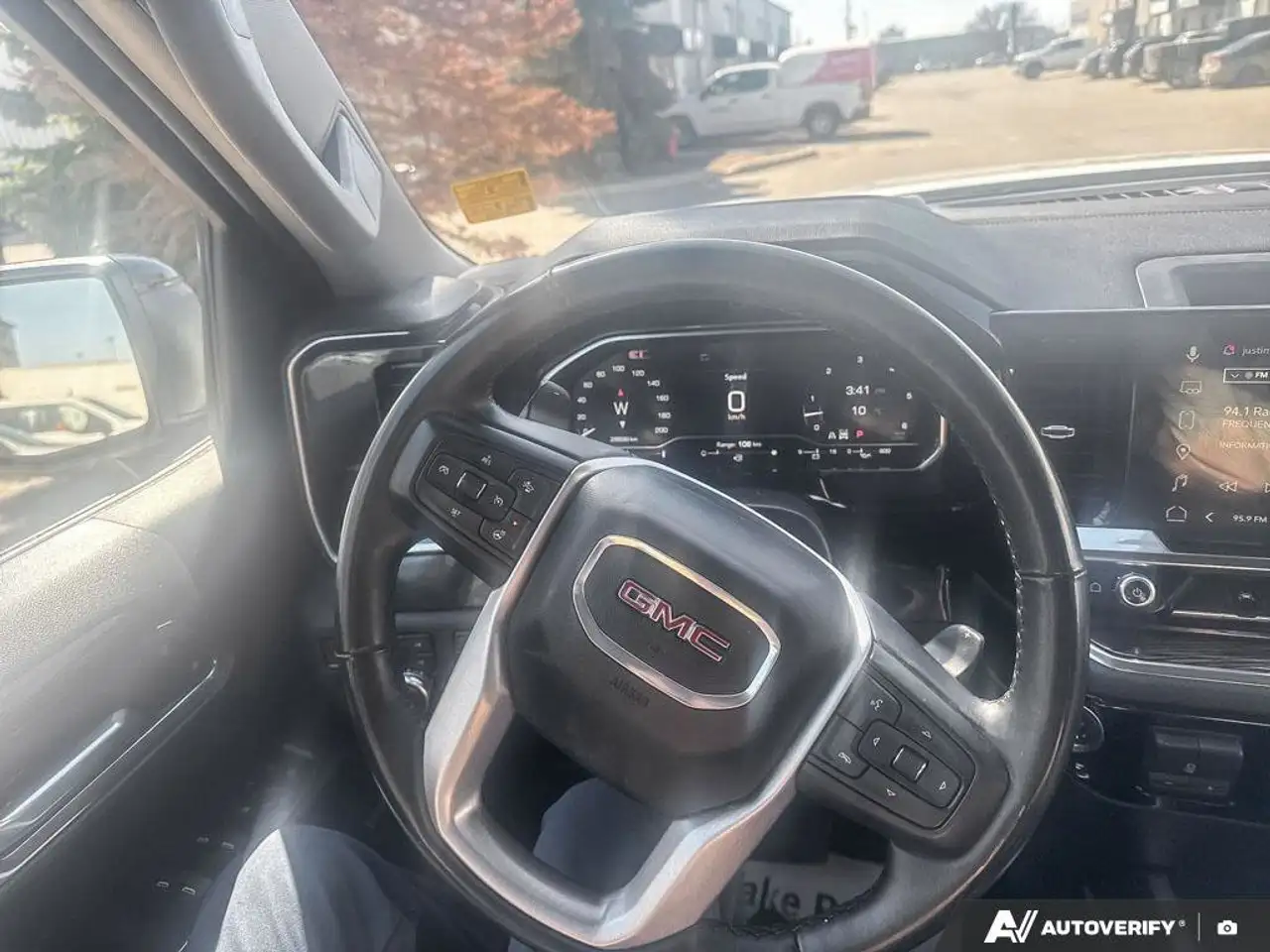 GMC Sierra 1500 снимка GMC Sierra 1500