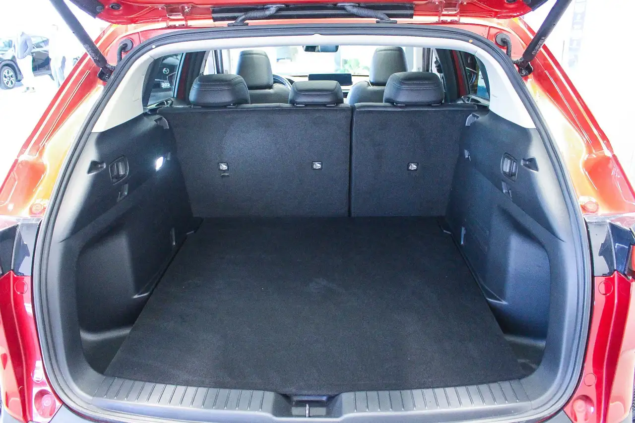 Mazda CX-50 снимка Mazda CX-50