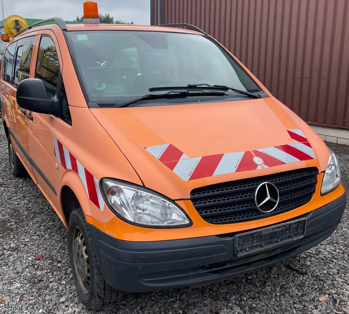 Mercedes-Benz Vito 115 CDI 4Matic 4x4 langer Radstand Orange - 1