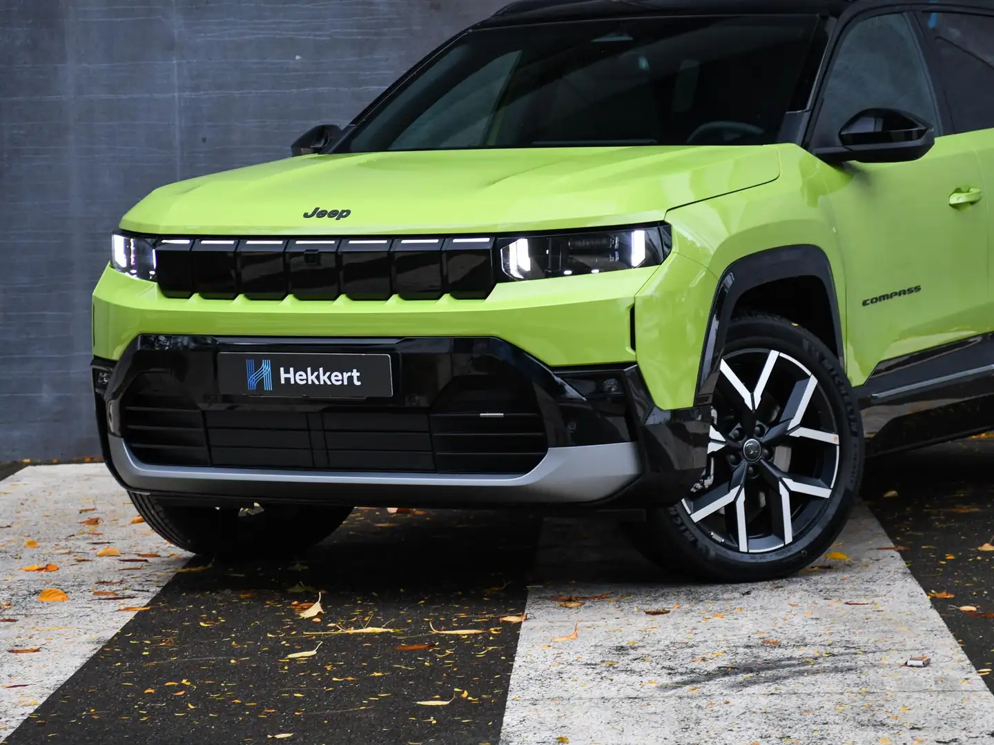 Jeep Compass First Edition 74 kWh 213pk Automaat NU TE BESTELLE Verde - 2