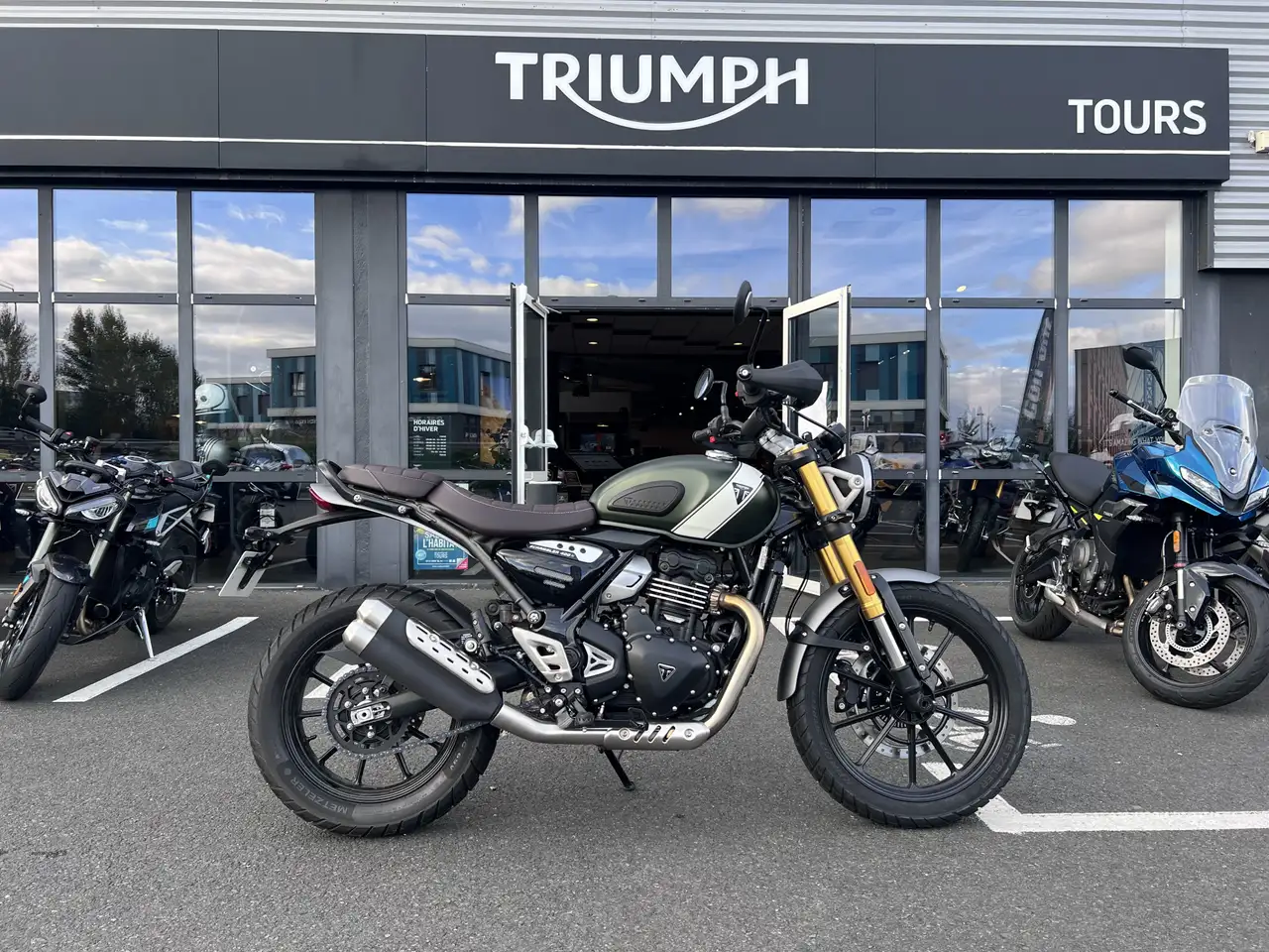 Triumph Scrambler 400 X