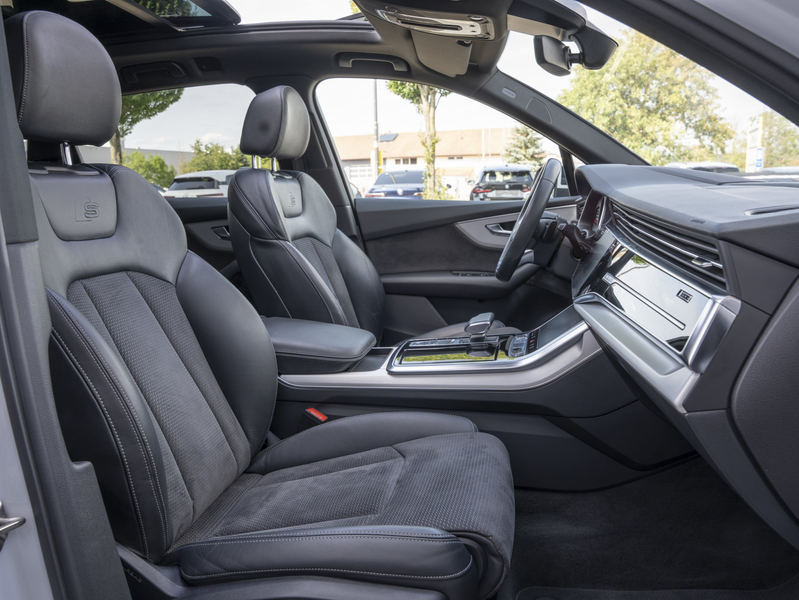 Audi Q7 55 TFSIe S-Line Sport PANO B&O HUD MATRIX ACC — photo 3