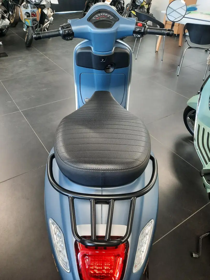 Piaggio Primavera Grijs - 2