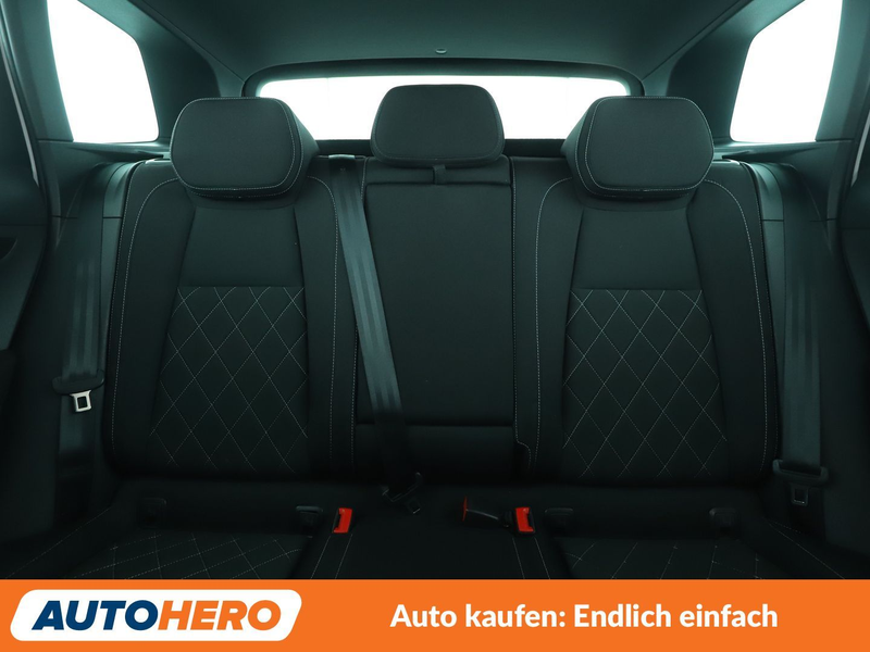Skoda Karoq 2.0 TSI Sportline 4x4 Aut.*NAV*LED*ACC*CAM*PDC*SHZ — photo 15