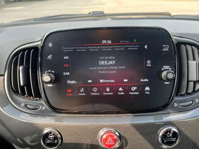 Fiat 500 view 13