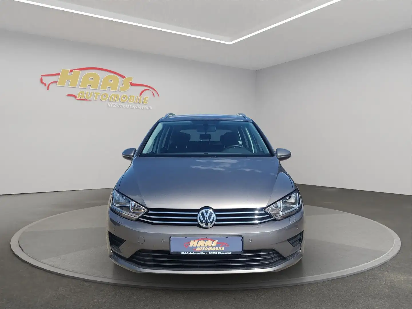Volkswagen Golf Sportsvan VII Comfortline BMT *aus 1. Hand* Grijs - 2