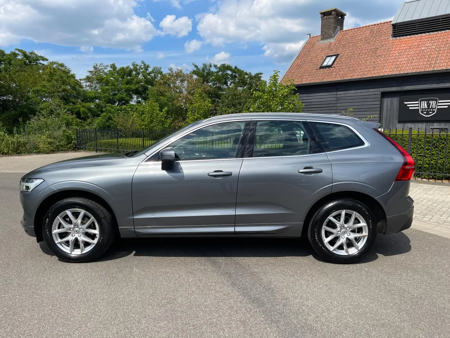 Volvo XC60 2.0 D4 190PK MOMENTUM-PRO 360'"CAMERA LEER NAVI LE Grau - 2