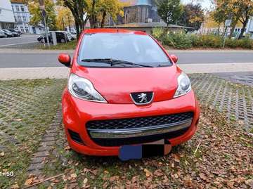 107 70 Filou