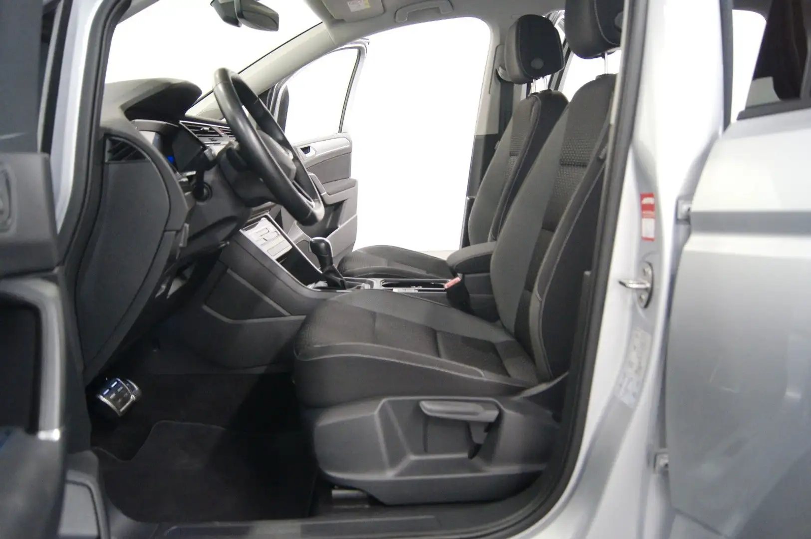 Volkswagen Touran Active |VIRTUAL|ACC|NAVI|7SITZ|LED|SHZ Silber - 2