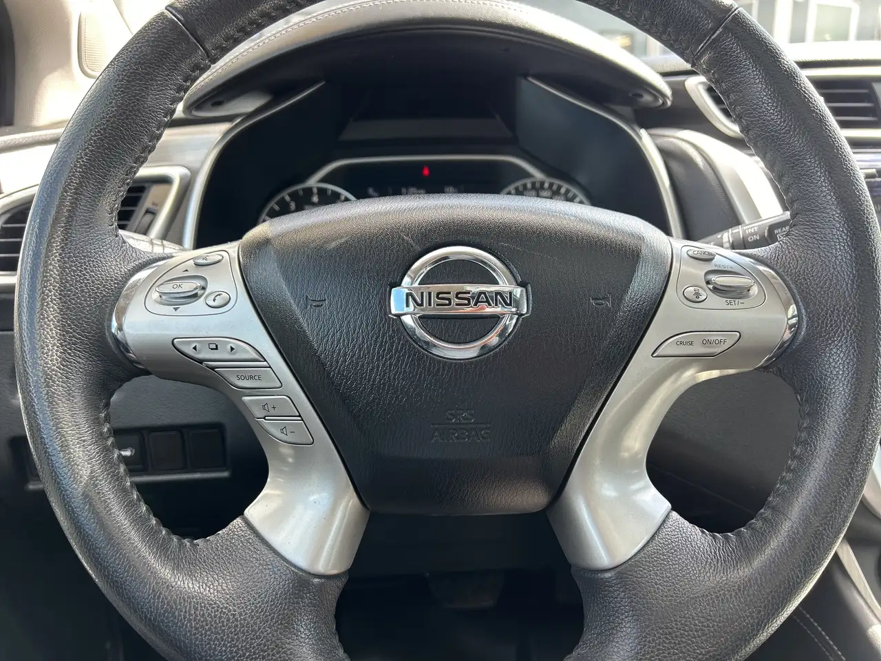 Nissan Murano снимка Nissan Murano