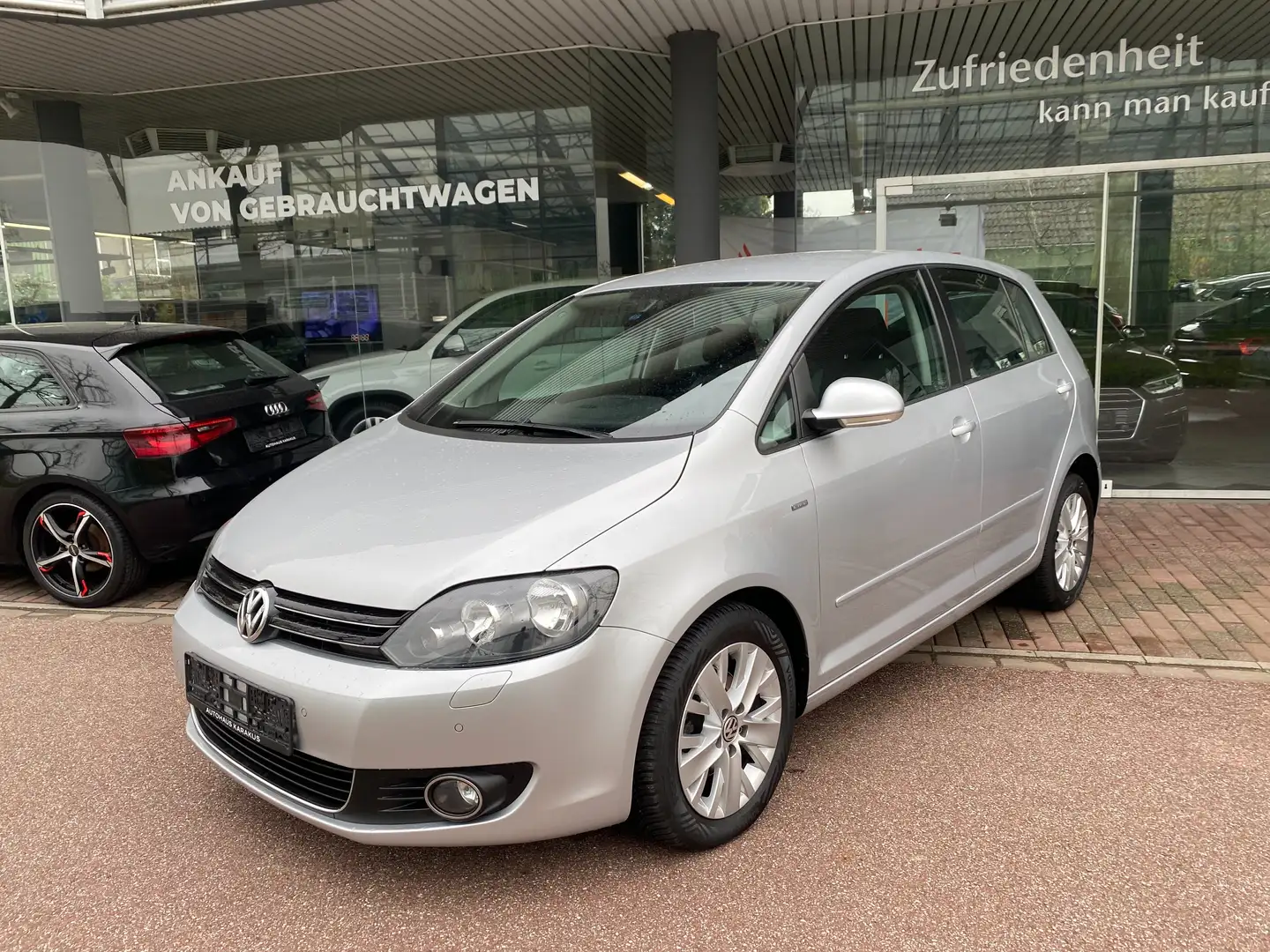 Volkswagen Golf Plus Life Navi/2xPDC/MFL/Tempomat/Sitzh. siva - 1