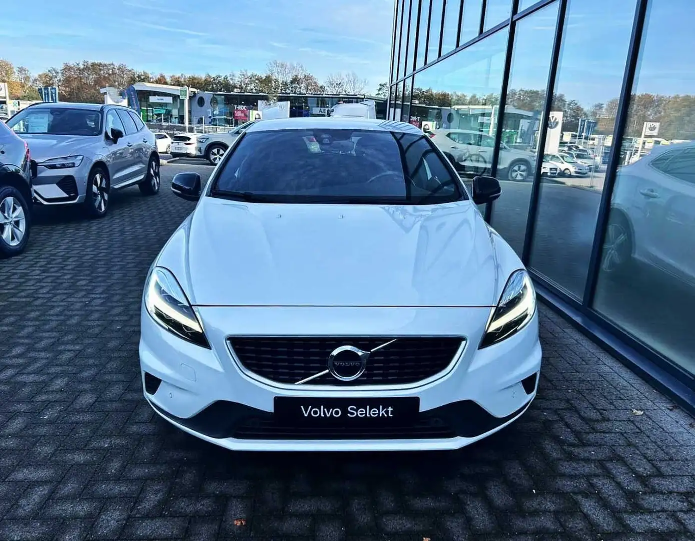 Volvo V40 R-Design T3 'GARANTIE 2 ANS' Blanc - 2