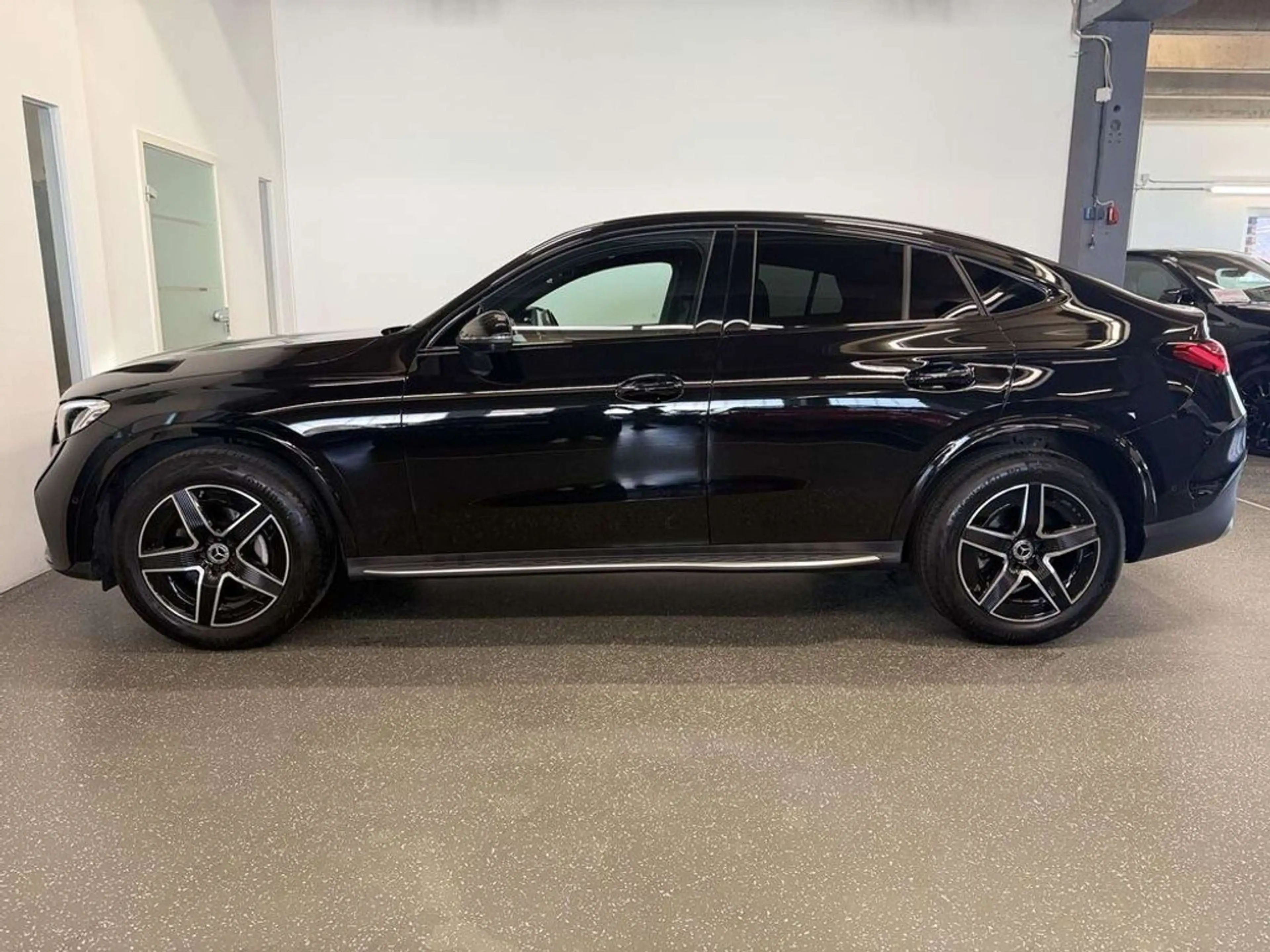 Mercedes-Benz GLC 220 d 4Matic*AMG*NIGHT*360°*DISTR.+*MEMORY*AHK* — photo 8
