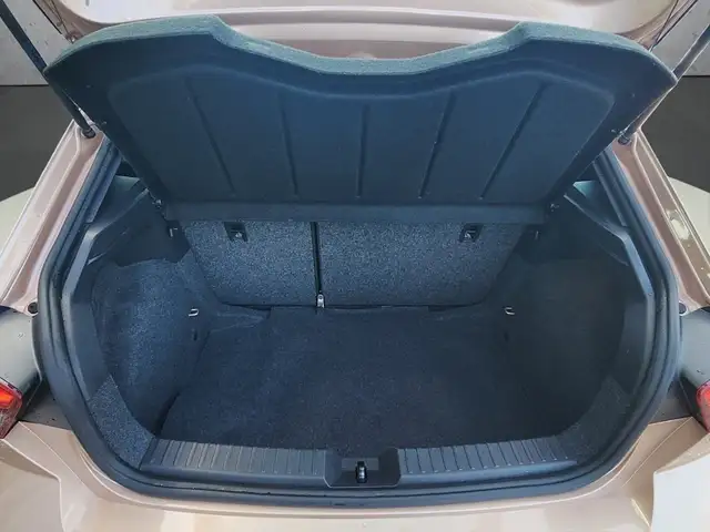 Seat Ibiza view 7