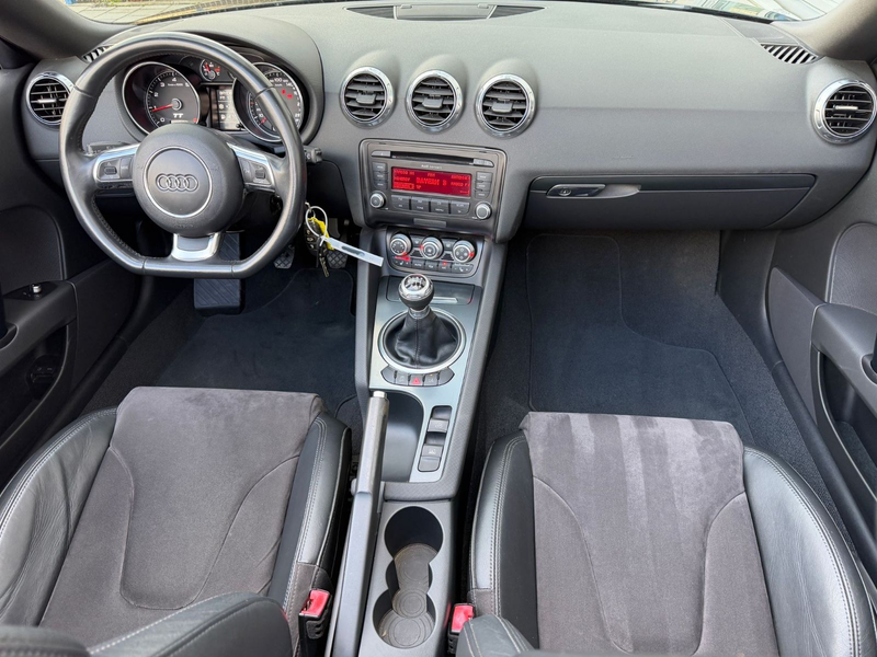 Audi TT 1.8 TFSI Roadster/Cabrio S-Line — photo 14