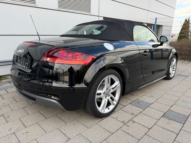 Audi TT 1.8 TFSI Roadster/Cabrio S-Line — photo 9