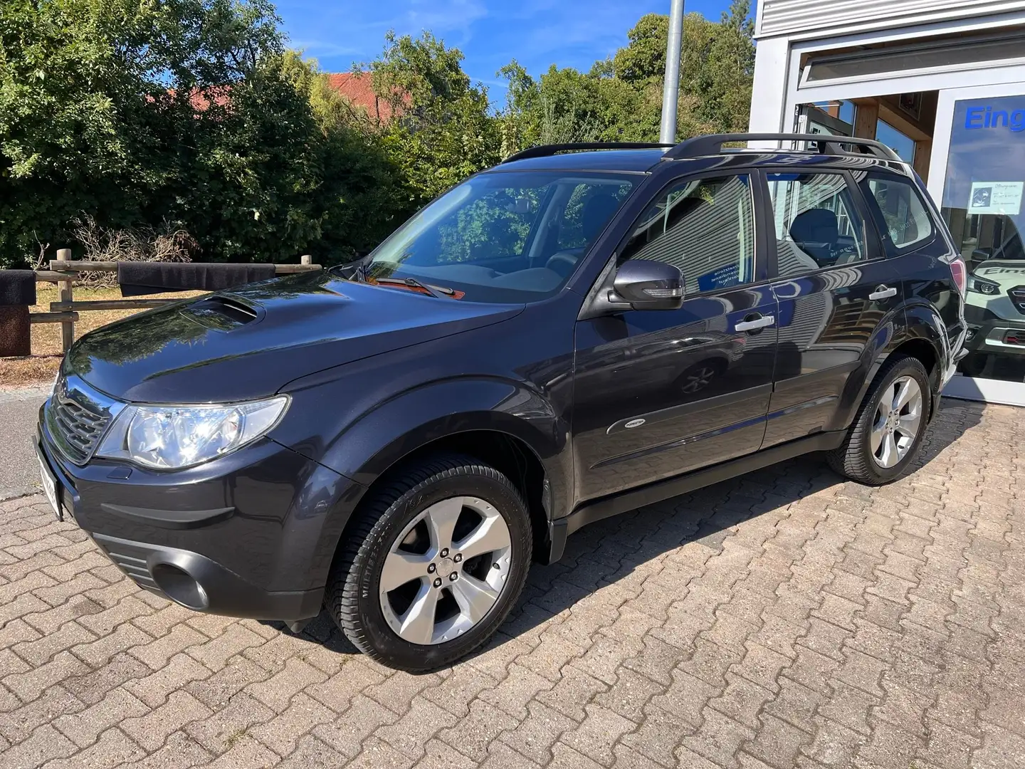 Subaru Forester Comfort, Allrad, AHK, Laderaumtrenngitter Noir - 1