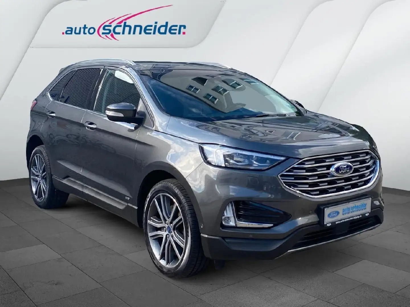 Ford Edge Titanium 4x4 Grau - 2