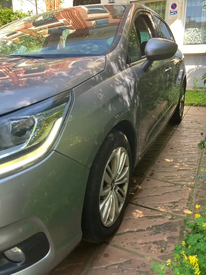 Citroën C4