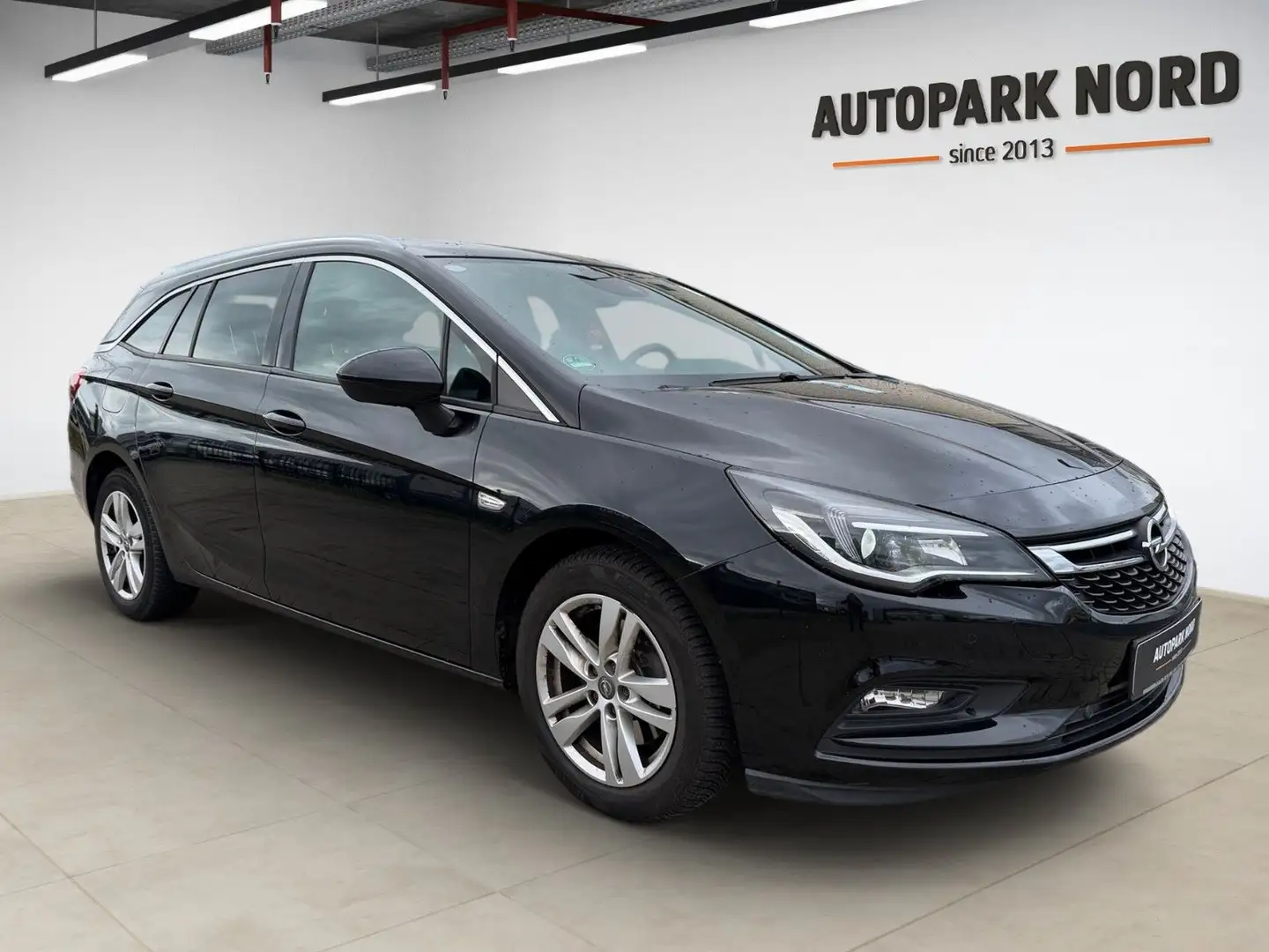 Opel Astra K ST Dynamic/AHK/LED/KAMERA/SHZ/TEMP/NAVI Schwarz - 2