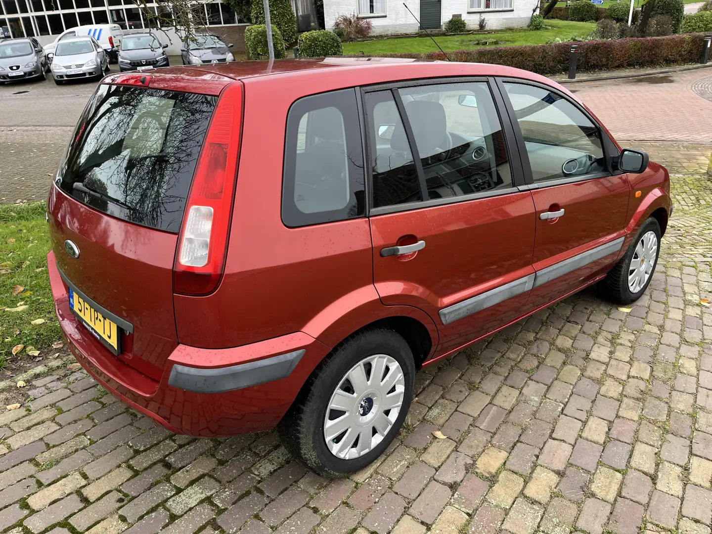 Ford Fusion 1.4-16V Champion Airco Rouge - 2