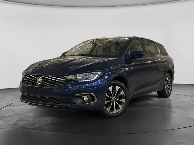 Fiat Tipo view 2