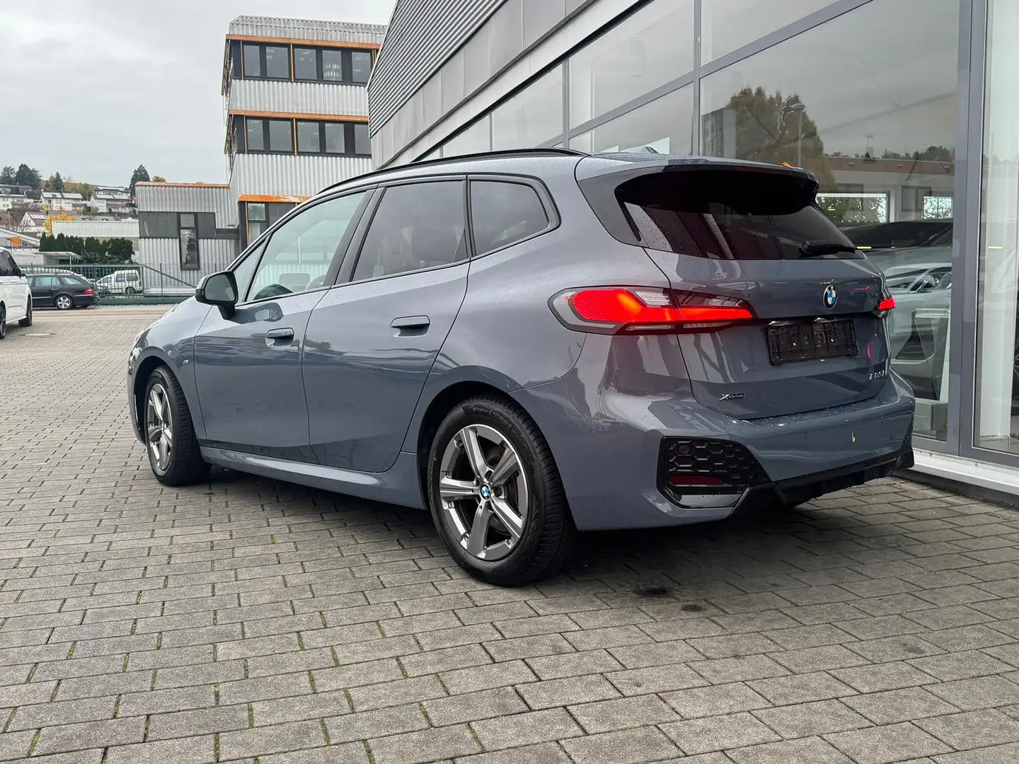 BMW 223 xDrive M Sportpaket Pano°AHK Gris - 2