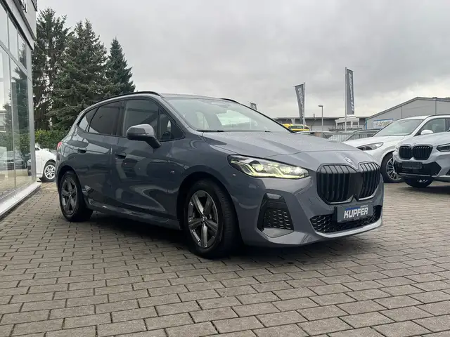 BMW 223 xDr. M Sportpak.Pano°AHK°eSi