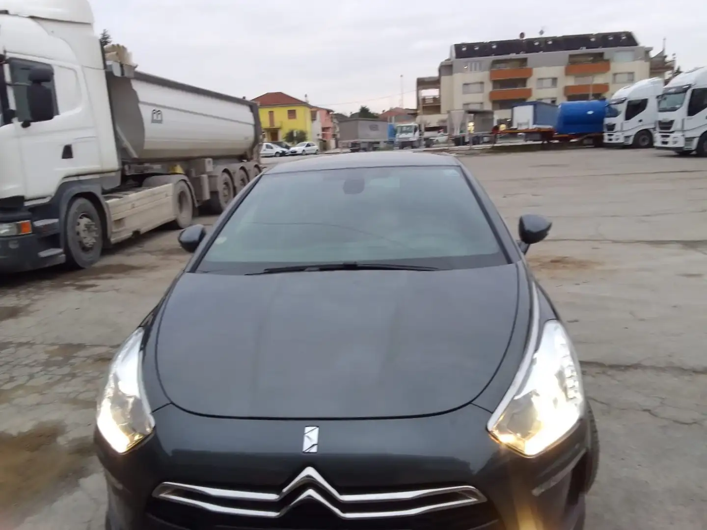 Citroen DS5 DS 5 2.0 HDi 160 aut. Business (120 kw) Negro - 1