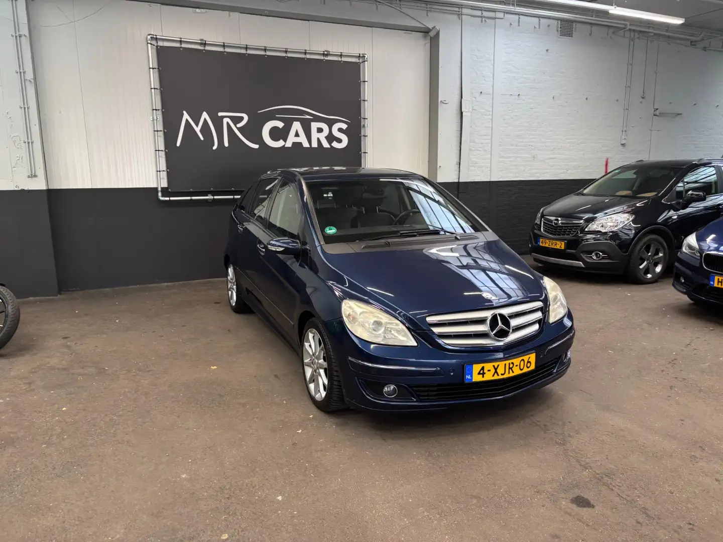 Mercedes-Benz B 200 Automaat/Navi/Airco Blauw - 2