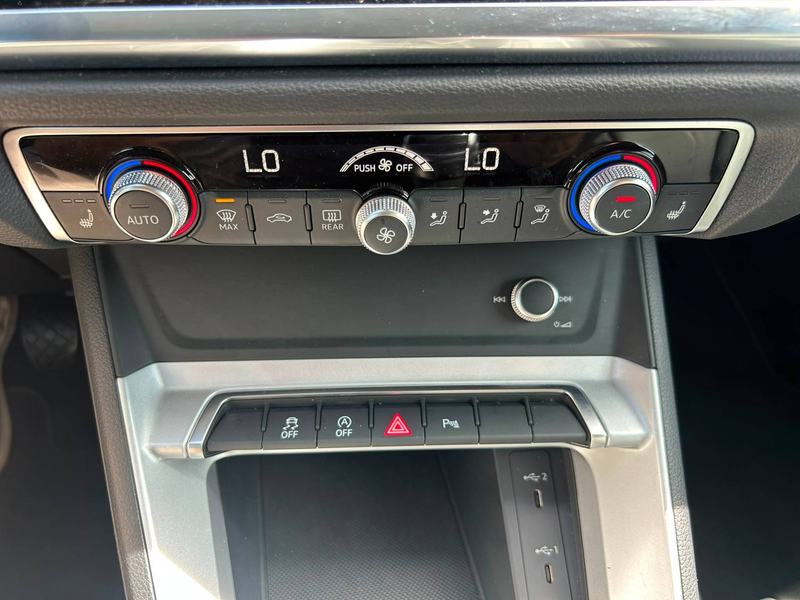 Audi Q3 Sportback 35 TFSI Business Edition — photo 13