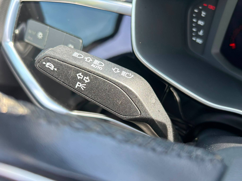 Audi Q3 Sportback 35 TFSI Business Edition — photo 9