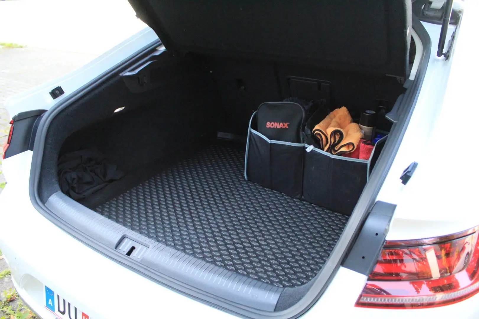 Volkswagen Arteon 2.0 TDI SCR DSG Elegance - 2