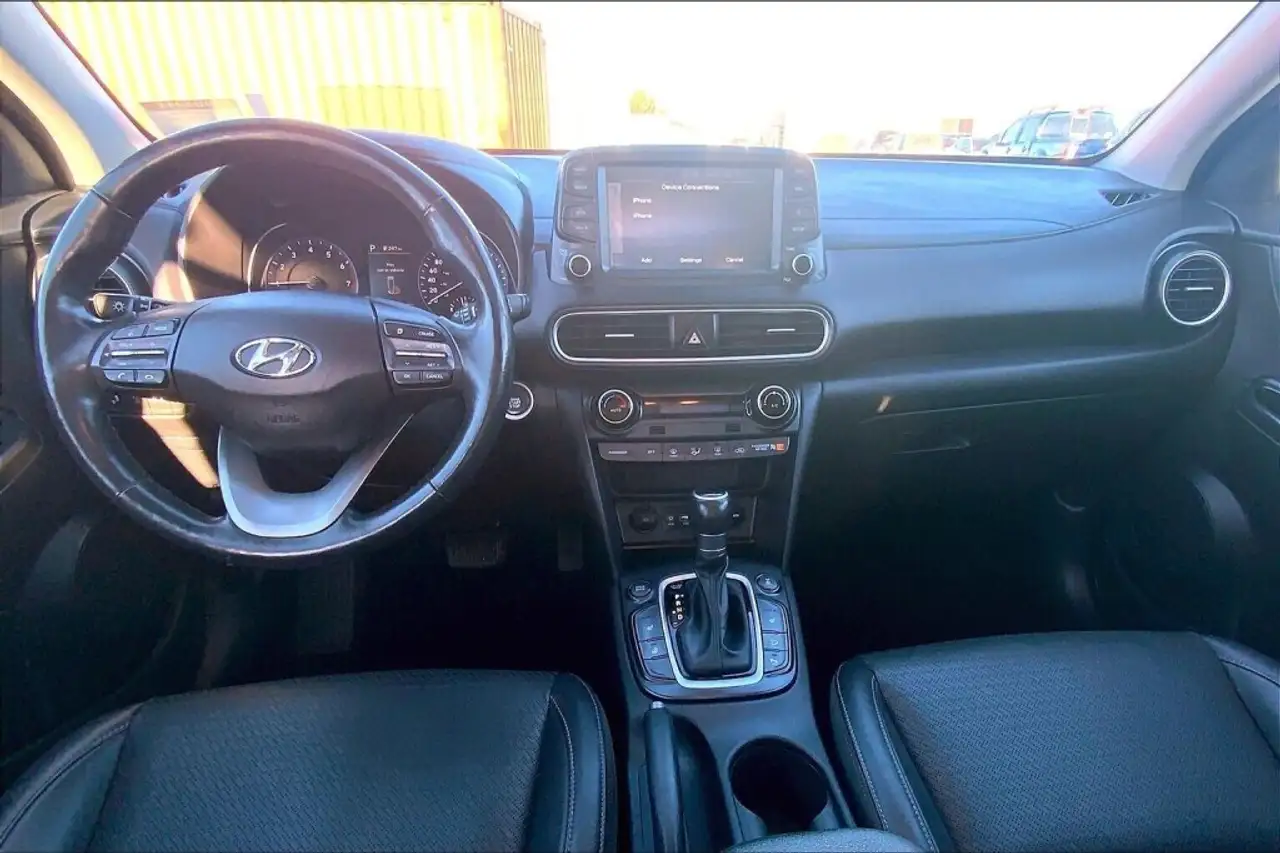 Hyundai KONA снимка Hyundai KONA