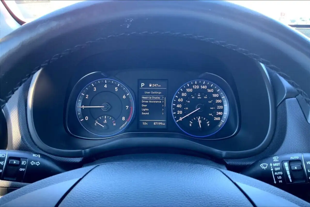 Hyundai KONA снимка Hyundai KONA