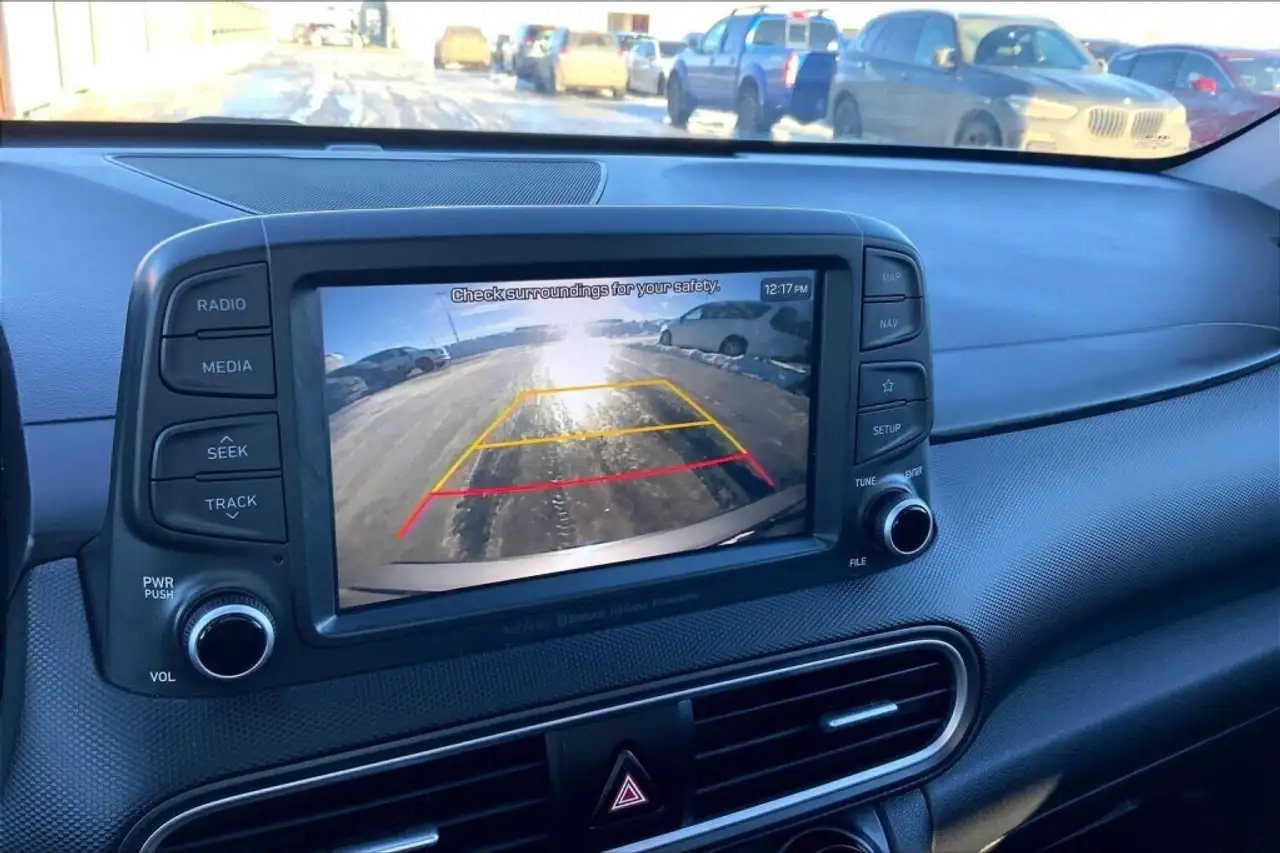 Hyundai KONA снимка Hyundai KONA
