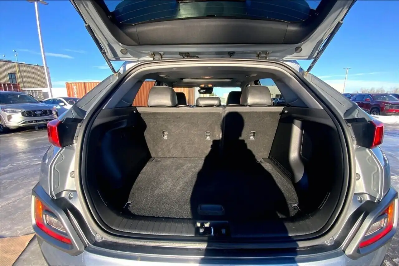 Hyundai KONA снимка Hyundai KONA