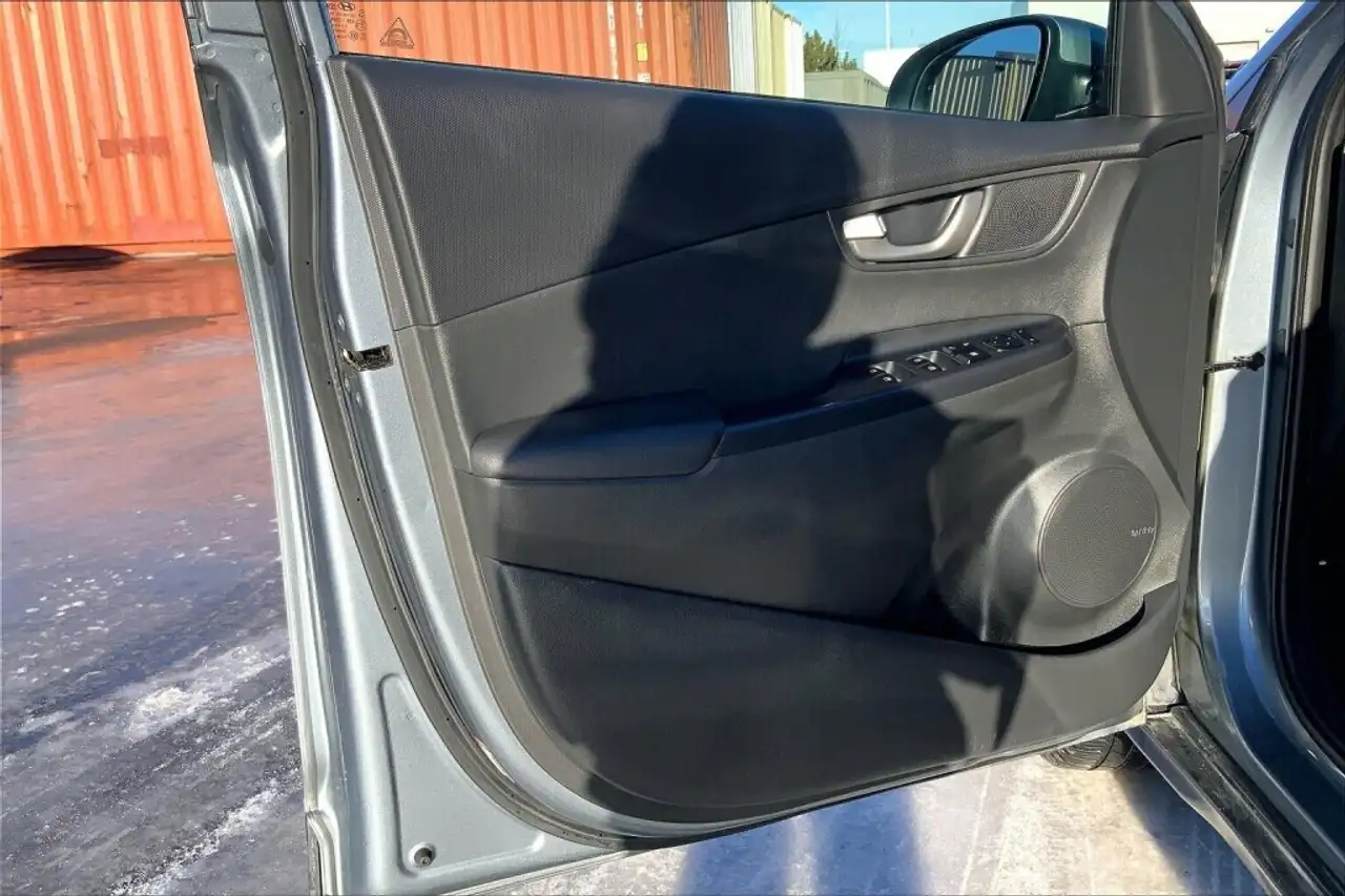 Hyundai KONA снимка Hyundai KONA