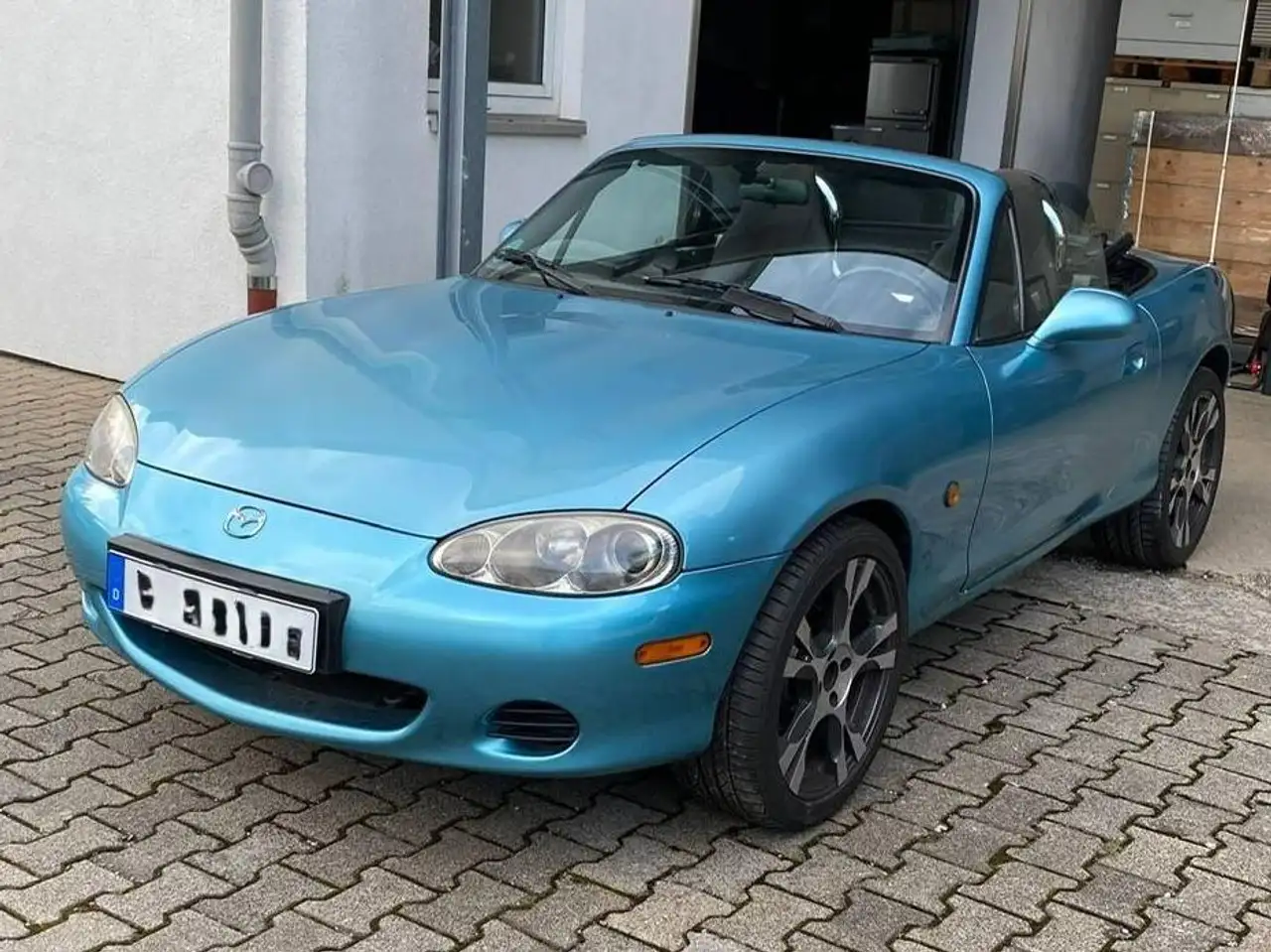 Mazda MX-5 1.6i 16V, foto 1