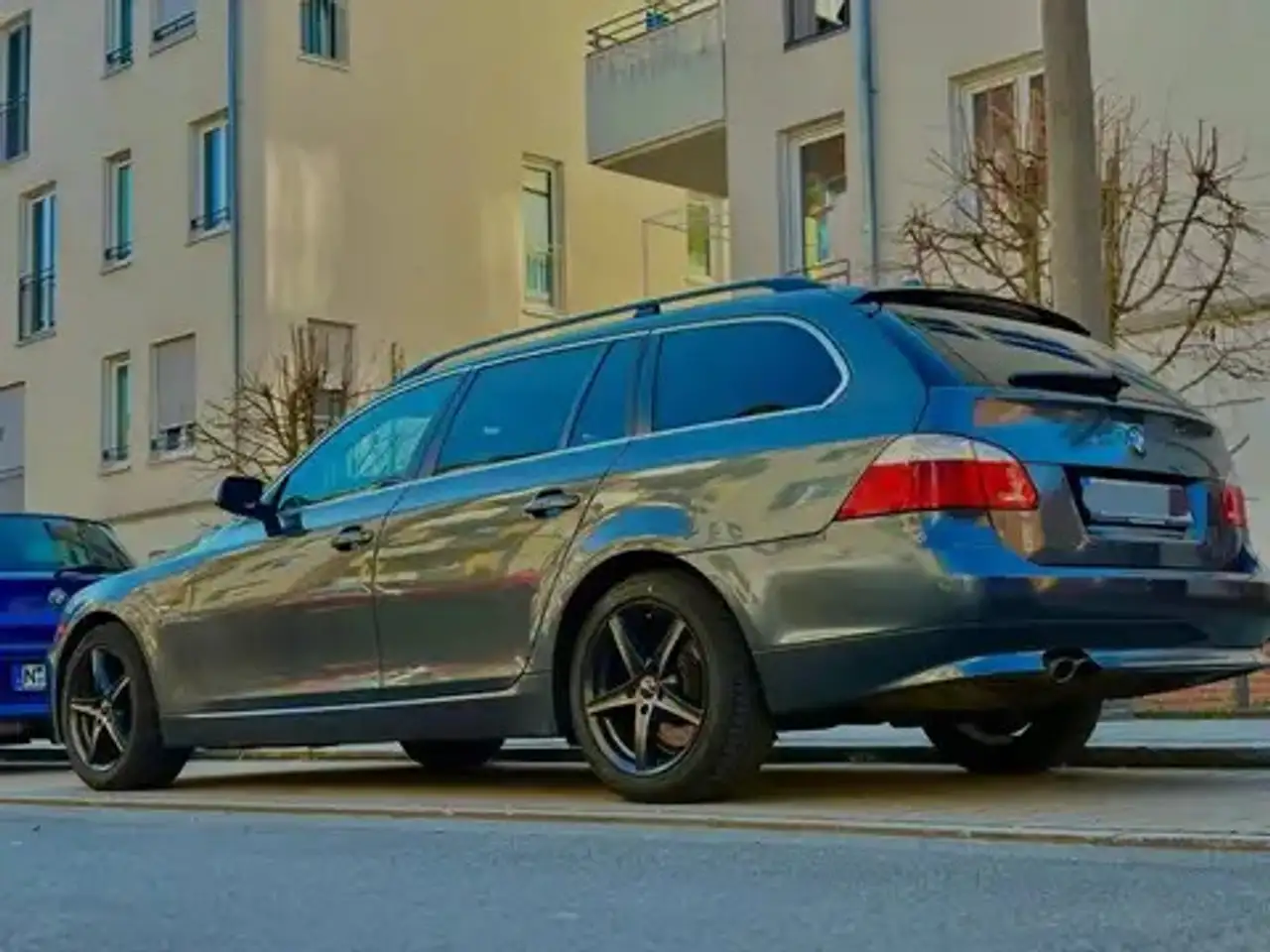 BMW 530