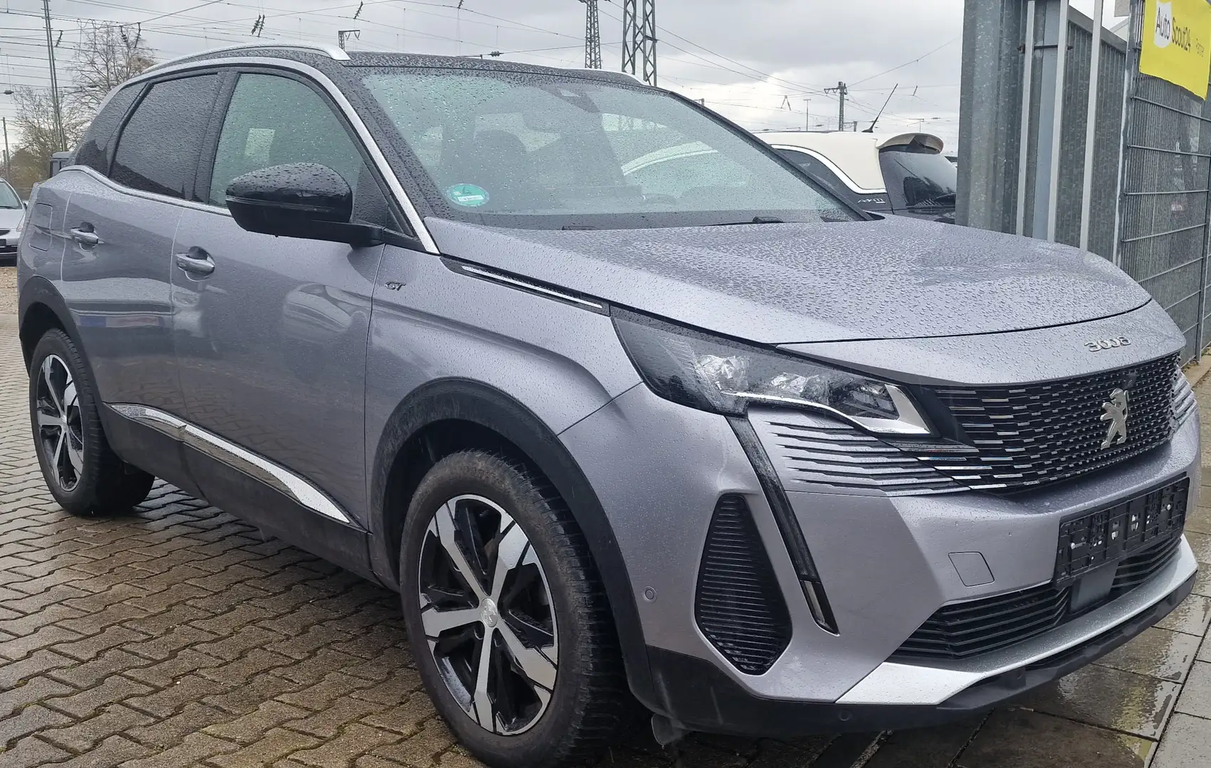 Peugeot 3008 GT Klima, Teilleder, Automatik Grau - 2
