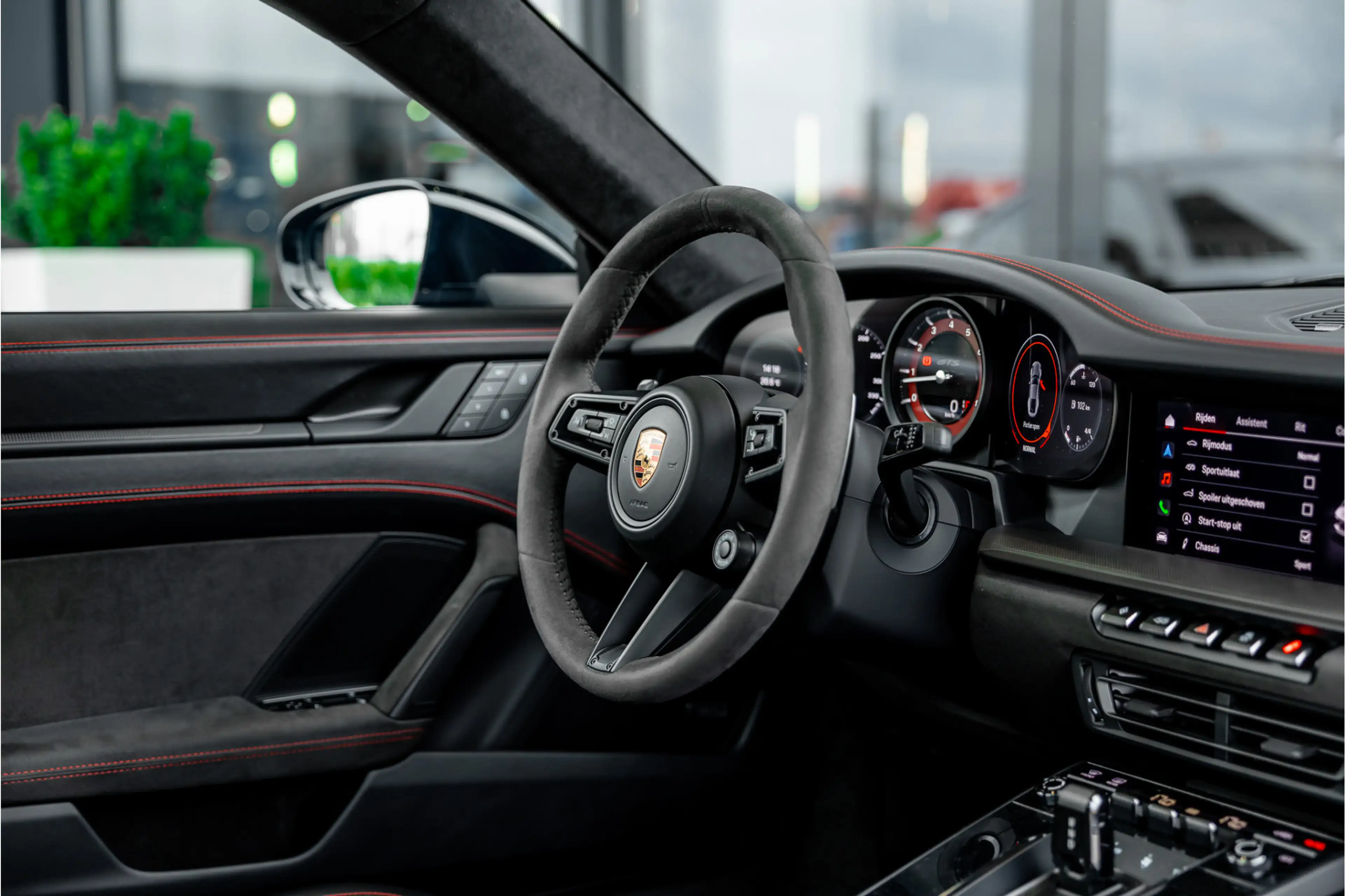 Porsche 992 3.0 Carrera 4 GTS - BTW | Sport Chrono + | Panoram — photo 11