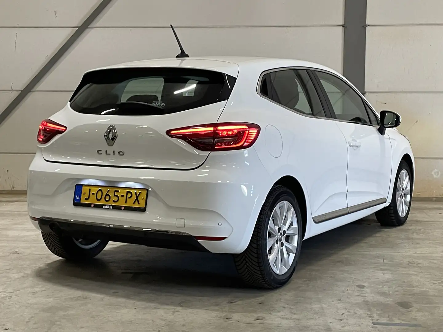 Renault Clio 1.3 TCe Intens | Cruise Control | Carplay | LED | Blanco - 2