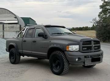 1500 5.7 HEMI-SPORT V8 4X4 Quad Cab