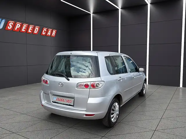 Mazda 2 Mazda2