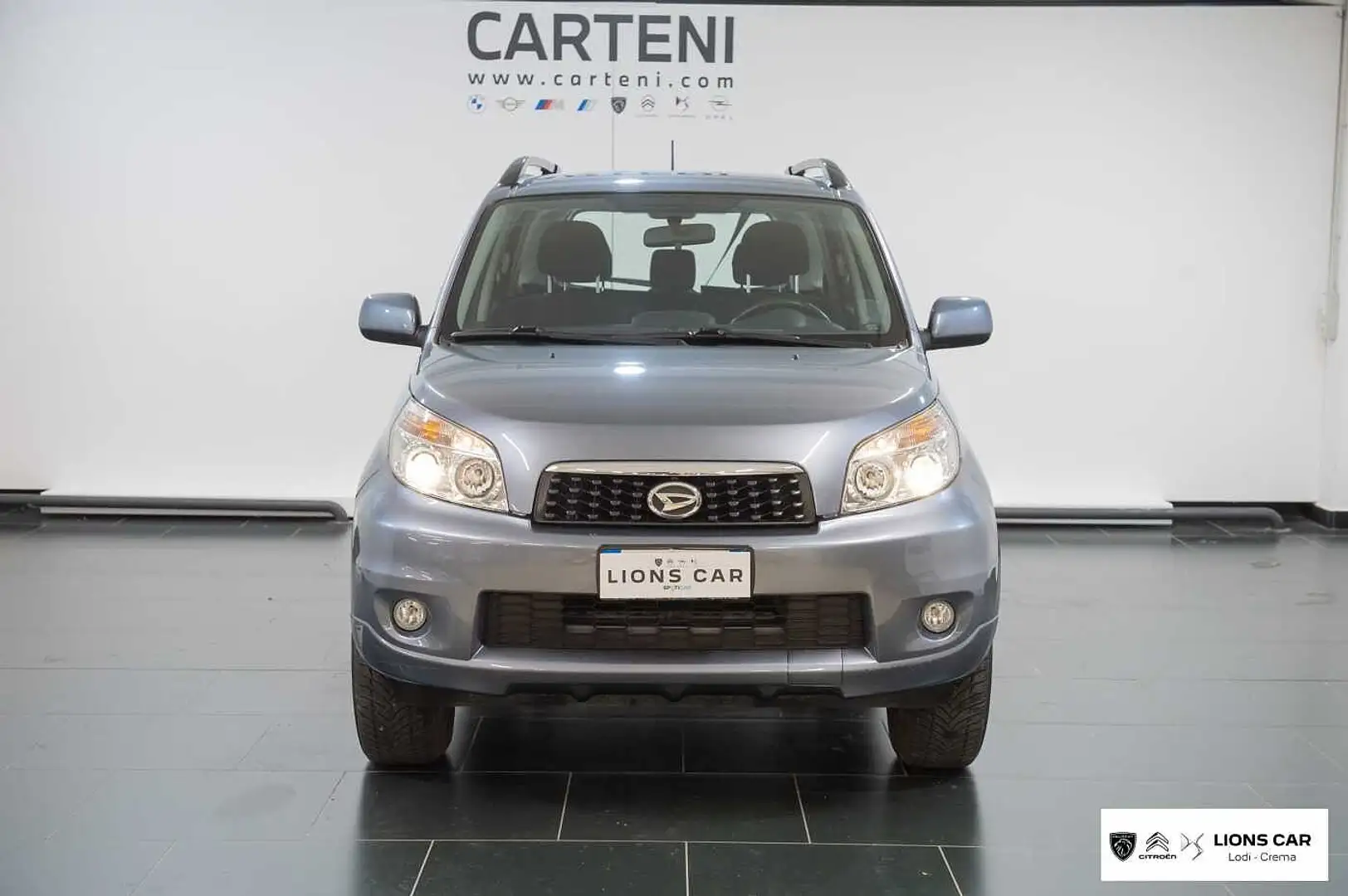 Daihatsu Terios 2ª serie 1.5 4WD B You Grijs - 2