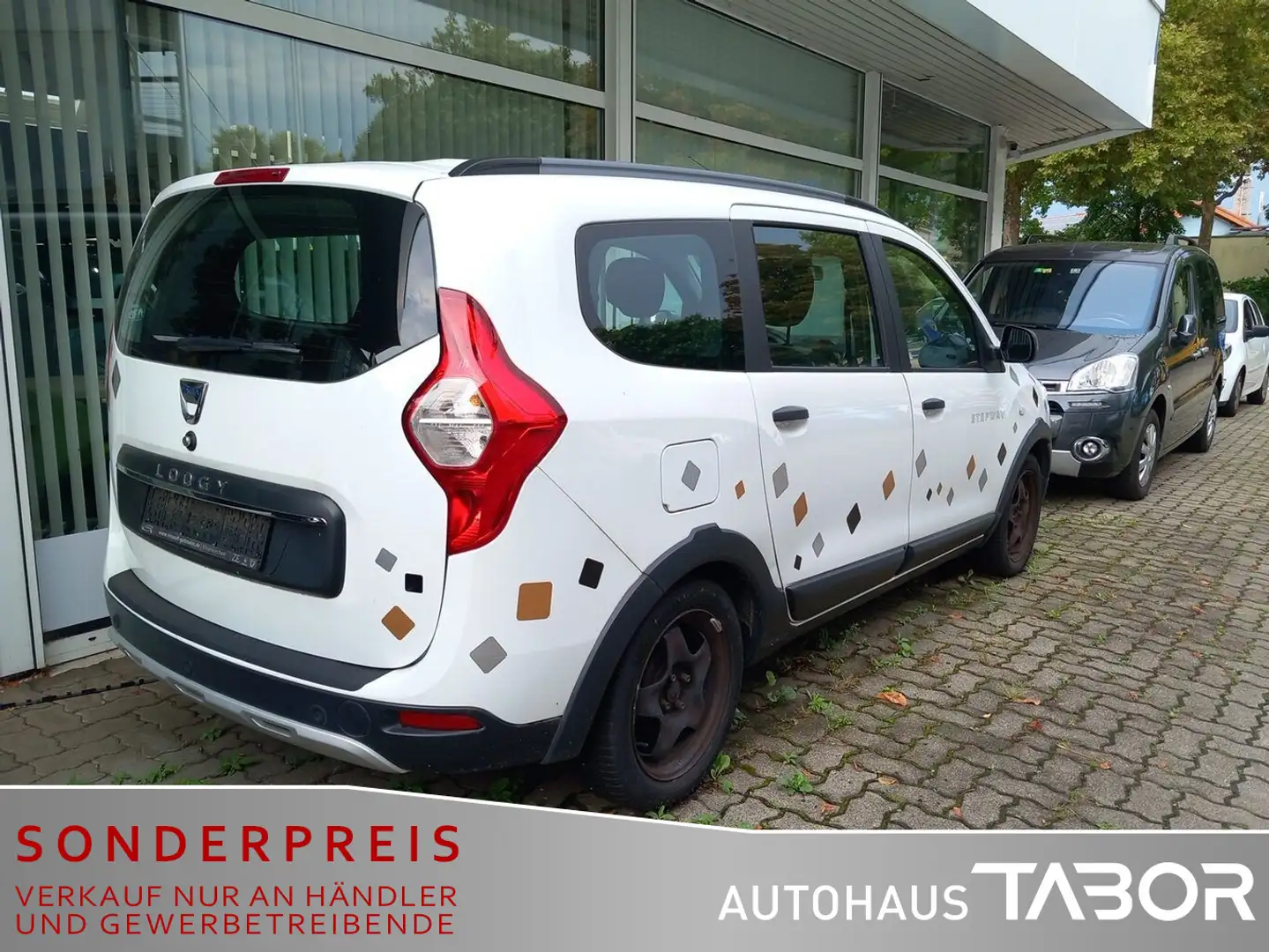 Dacia Lodgy 1.2 TCe 115 Stepway SHZ Navi GRA Klima PDC - 2