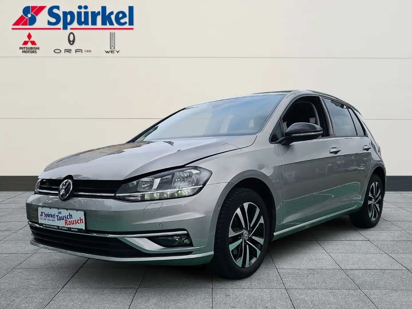 Volkswagen Golf VII IQ.DRIVE, Sitzheizung, Bluetooth Silber - 1